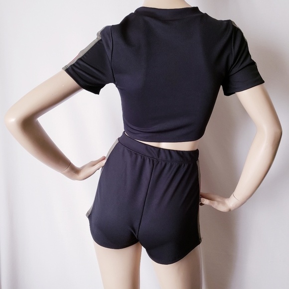 Common Crush Black, Green & Red On Trend Short Set - Picture 5 of 8